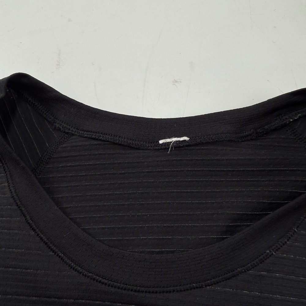 Lululemon Run Swiftly Long Sleeve Black Thumbhole Top Women's Size 8 - Picture 3 of 8